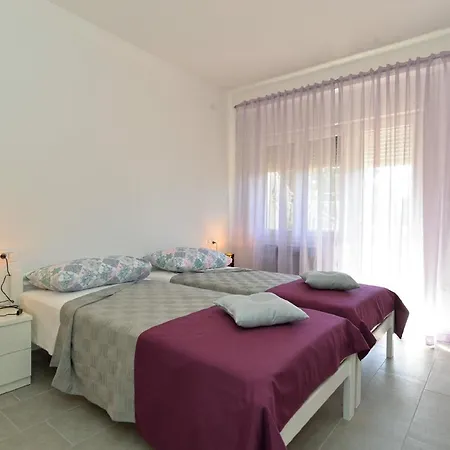 Fuer 4 Personen Ca 40 Qm In Fazana, Istrien Istrische Riviera *