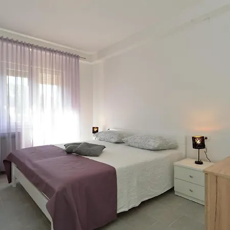 Apartment Fuer 4 Personen Ca 40 Qm In Fazana, Istrien Istrische Riviera