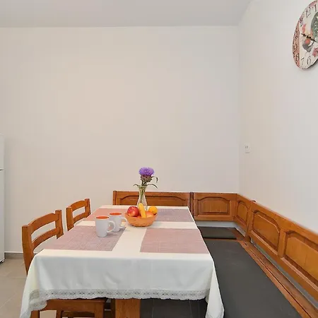 Fuer 4 Personen Ca 40 Qm In Fazana, Istrien Istrische Riviera Apartment