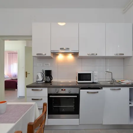 Fuer 4 Personen Ca 40 Qm In Fazana, Istrien Istrische Riviera Apartment Fazana